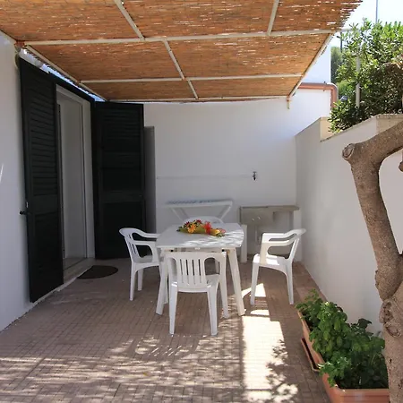 Couette-café Monterossi 3*